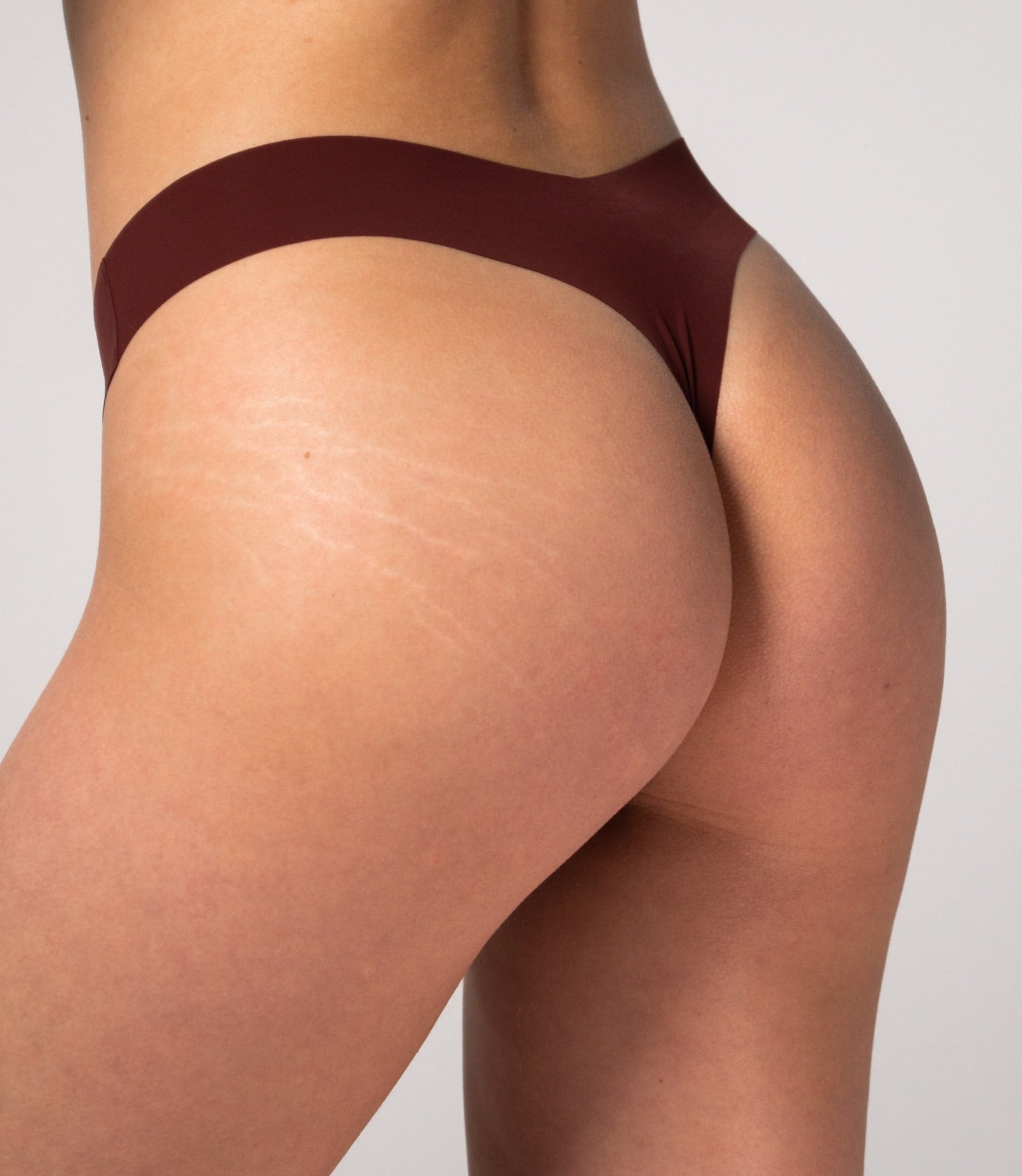 3 pieces of women's standard thongs