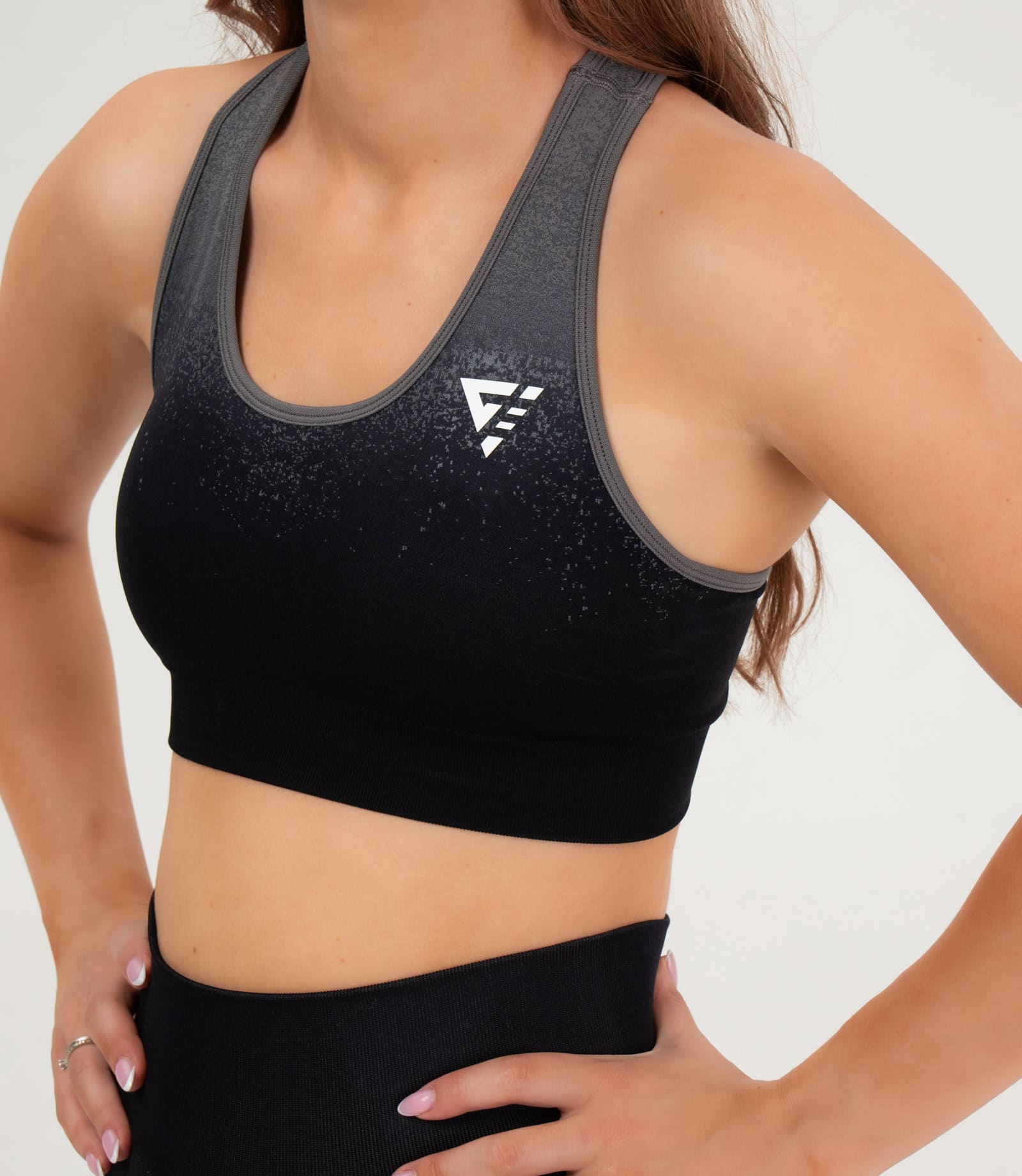 Women's sports bra "Skyla"