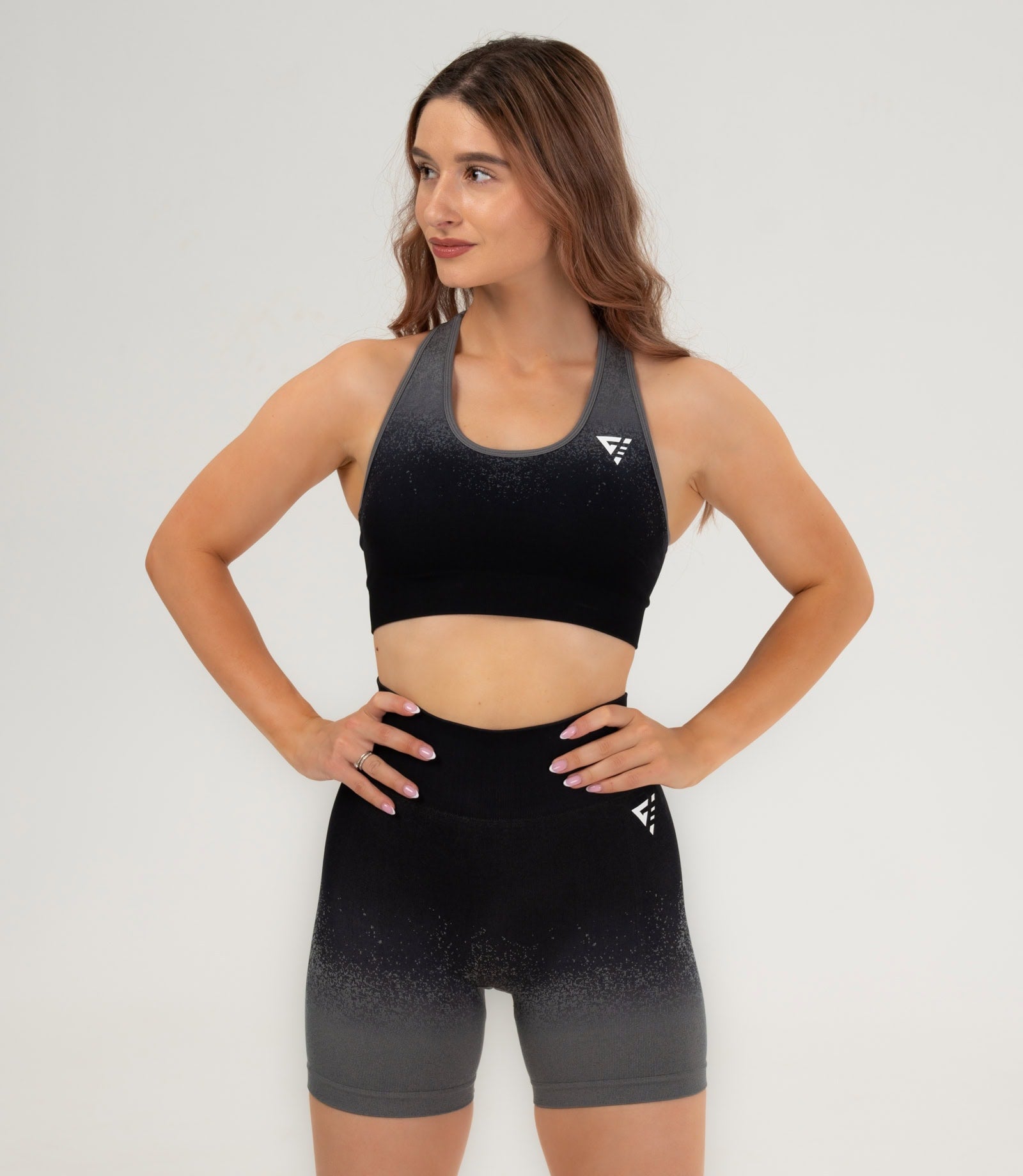 Women's sports bra "Skyla"