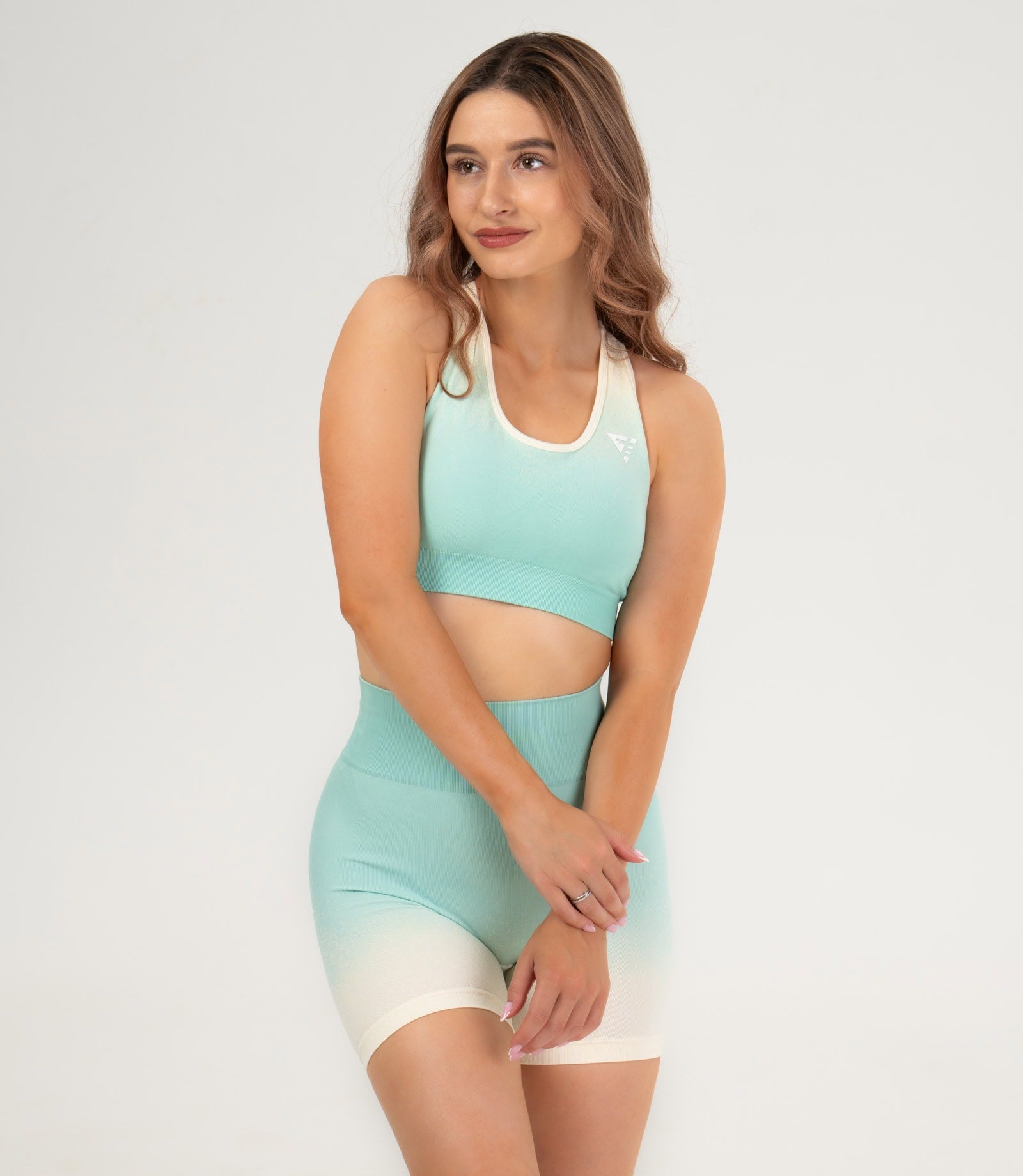 Women's sports bra "Skyla"