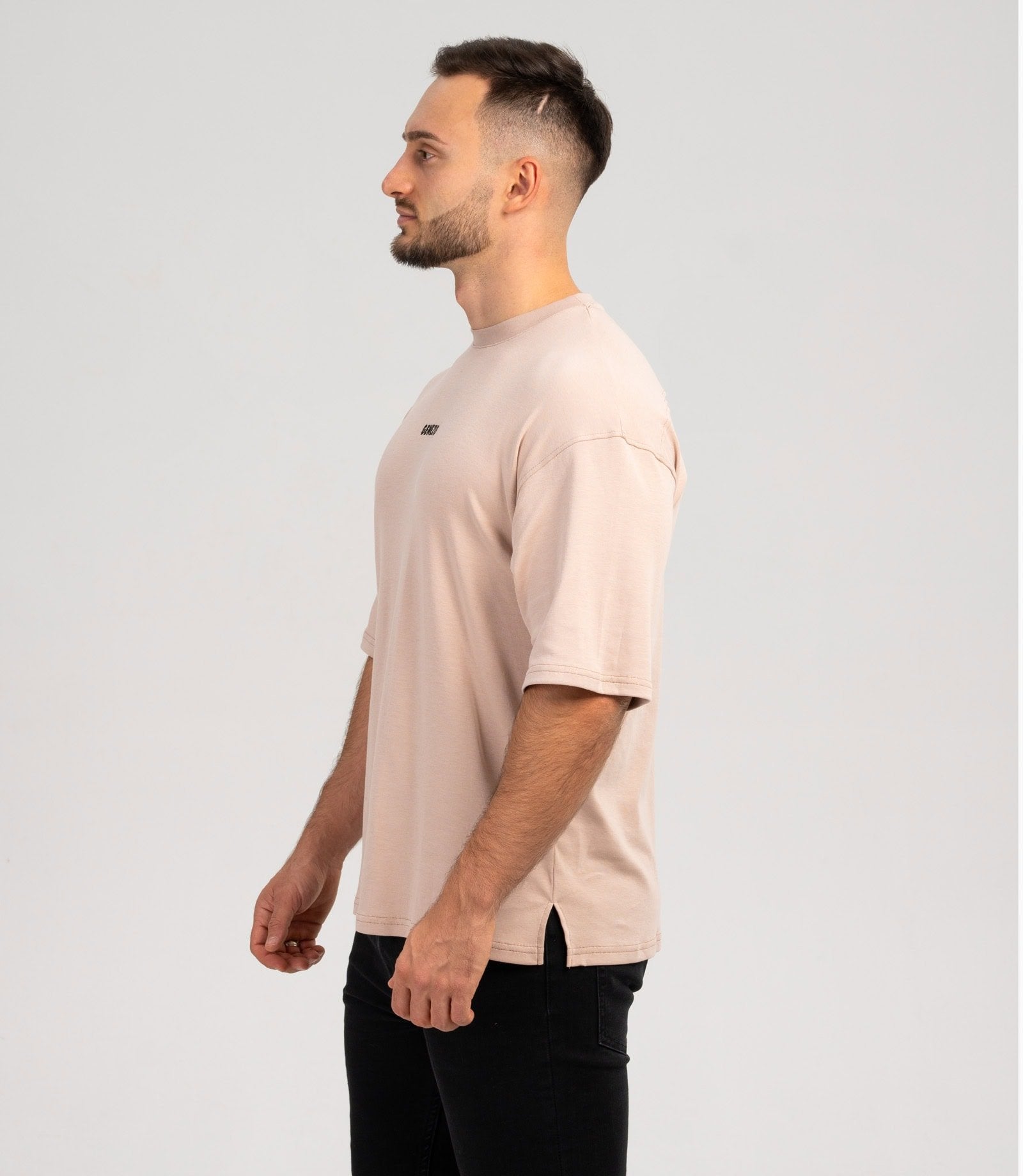 Men's oversize T-shirt "Rebel"