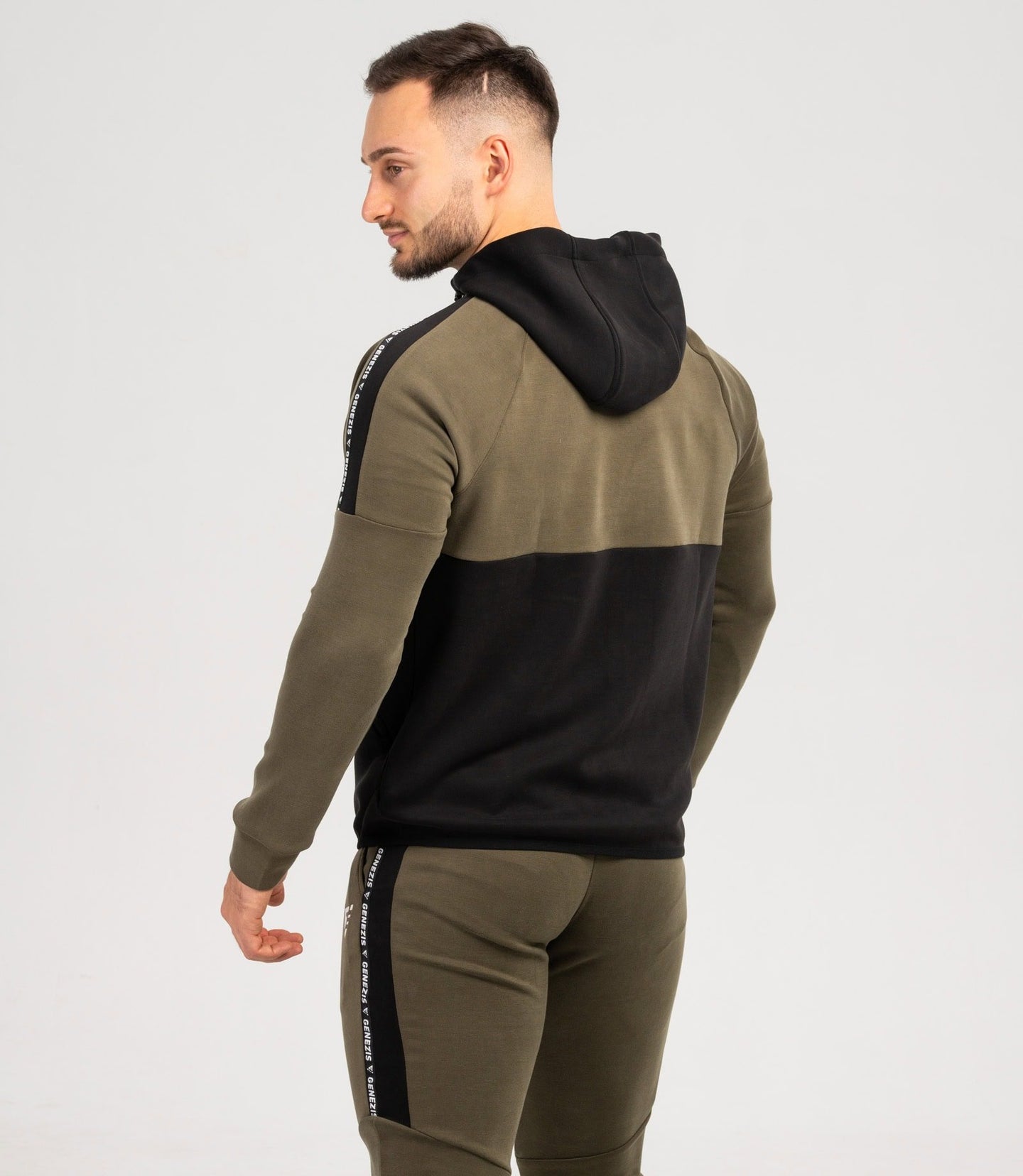 Men's top "Aventus"