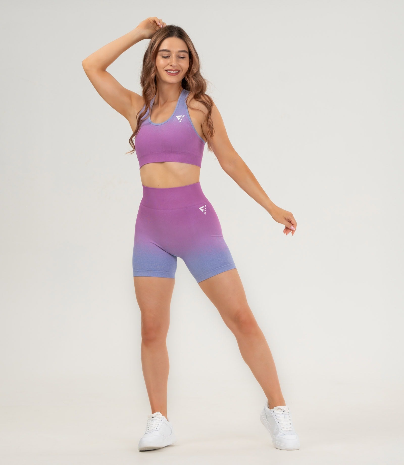 Women's sports bra "Skyla"